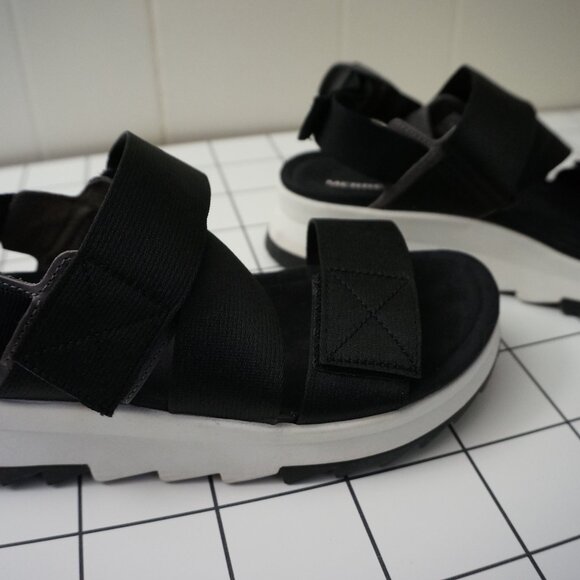 Merrell Shoes - Merrell Roam Wedge Platform Sandals - Black & White Strappy Sandal